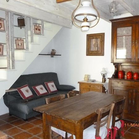 Maison De Village Saint-Paul-des-Fonts Luaran gambar